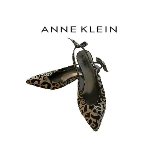 Anne Klein iFlex Black & White Kitten Heels Sz. 11 - Picture 1 of 5